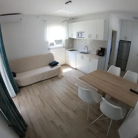 Apartment Mam Mali