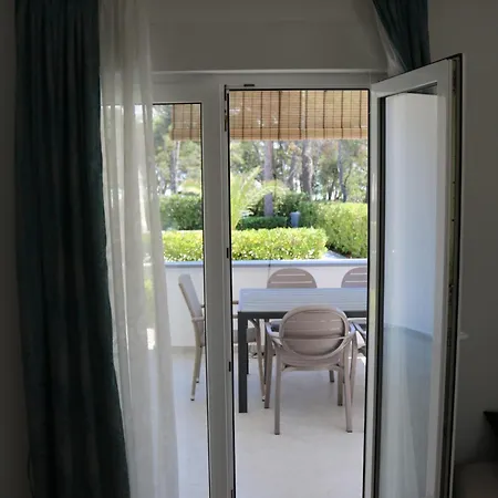 Mam Mali Apartment