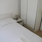 Mam Mali Apartment *